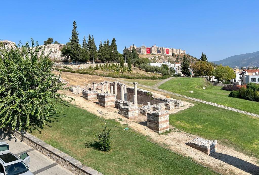 Ephesus Selcuk Castle View Suites Exterior foto